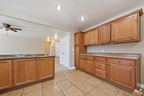 45750 Capistrano St, Indio, CA 92201 photo 3