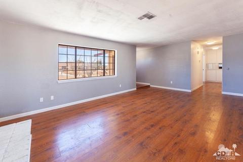 7341 Camarilla Ave, Yucca Valley, CA 92284 photo 3