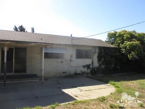 992 N Willow Ave, Rialto, CA 92376 photo 7