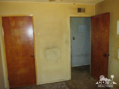 992 N Willow Ave, Rialto, CA 92376 photo 11