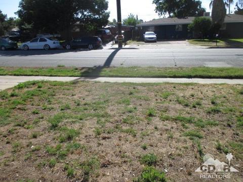 992 N Willow Ave, Rialto, CA 92376 photo 27