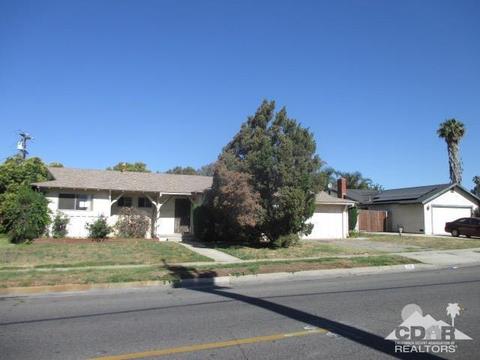 992 N Willow Ave, Rialto, CA 92376 photo 22