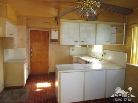 992 N Willow Ave, Rialto, CA 92376 photo 31