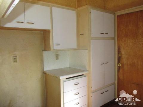 992 N Willow Ave, Rialto, CA 92376 photo 33