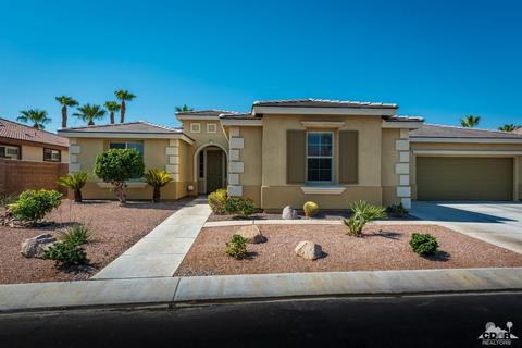 82747 Cota Dr, Indio, CA 92203 photo 2