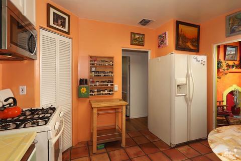 6933 Valmont St, Tujunga, CA 91042 photo 3
