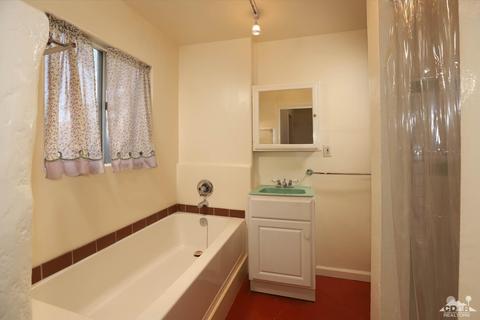 6933 Valmont St, Tujunga, CA 91042 photo 26
