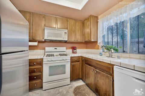 48965 Taylor St, Indio, CA 92201 photo 3