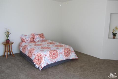 80704 Sandals Ct, Indio, CA 92201 photo 4