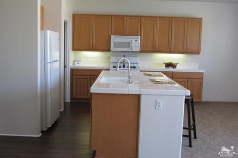 80704 Sandals Ct, Indio, CA 92201 photo 2