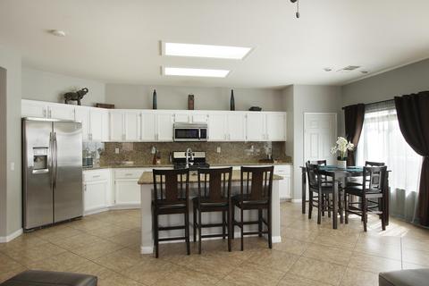 83359 Greenbrier Dr, Indio, CA 92203 photo 2
