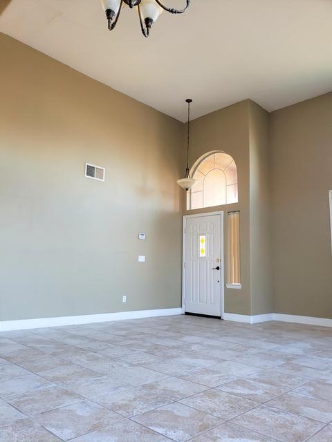 1004 Harrington St, Calexico, CA 92231 photo 7