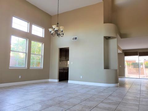 1004 Harrington St, Calexico, CA 92231 photo 6