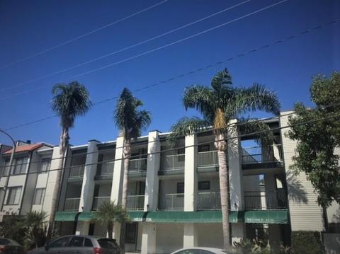 1903 Temple Ave, Signal Hill, CA 90755 photo 1