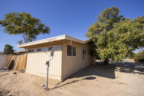 7327 Joshua View Dr, Yucca Valley, CA 92284 photo 28