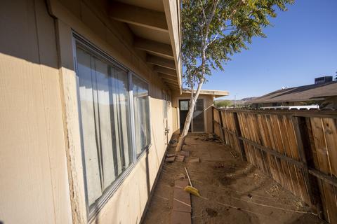 7327 Joshua View Dr, Yucca Valley, CA 92284 photo 14