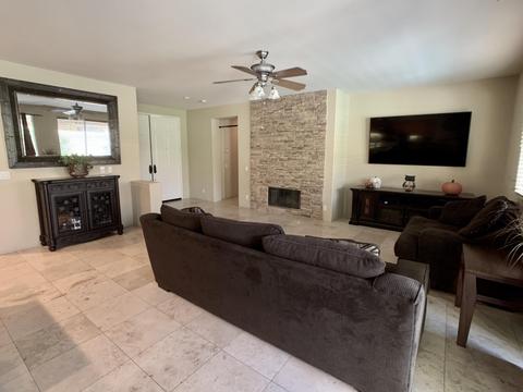 47497 Half Moon Ct, Indio, CA 92201 photo 3