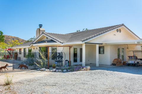 50075 Matzene Dr, Morongo Valley, CA 92256 photo 2