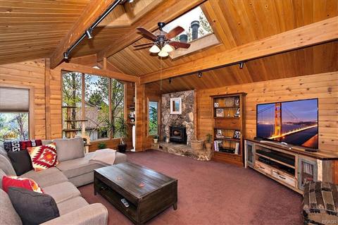 1240 Pine Ln, Big Bear City, CA 92314 photo 6