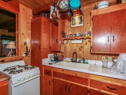 912 E Barker Blvd, Big Bear City, CA 92314 photo 12