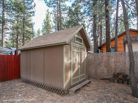912 E Barker Blvd, Big Bear City, CA 92314 photo 20