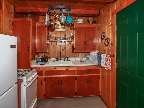 912 E Barker Blvd, Big Bear City, CA 92314 photo 11