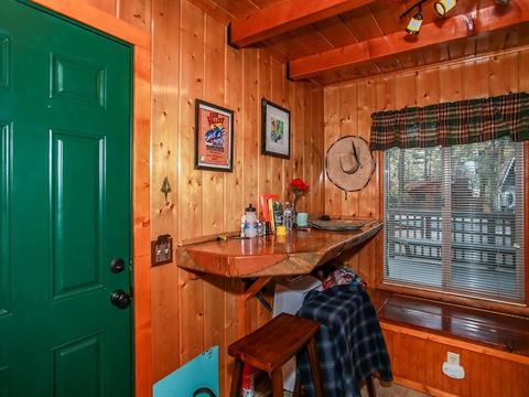 912 E Barker Blvd, Big Bear City, CA 92314 photo 14