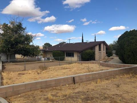 56654 Piute Trl, Yucca Valley, CA 92284 photo 2