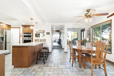 7695 View Ln, Corona, CA 92881 photo 13