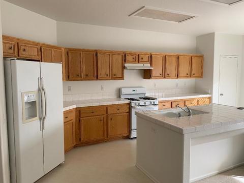 83287 Greenbrier Dr, Indio, CA 92203 photo 3
