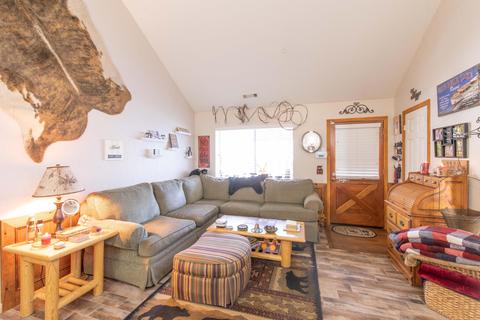 677 Holmes, Sugarloaf, CA 92386 photo 7