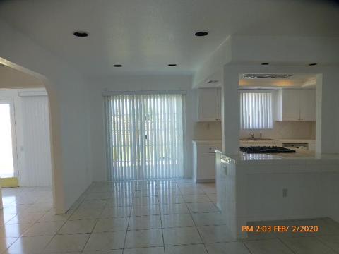 45696 Cimarron Rd, Indio, CA 92201 photo 2