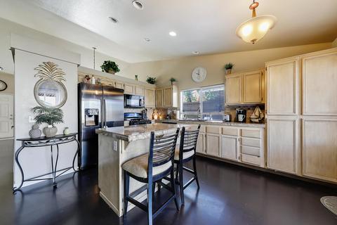 81256 Iris Ct, Indio, CA 92201 photo 6