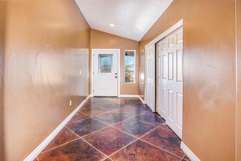57669 Lowe Ln, Yucca Valley, CA 92284 photo 8