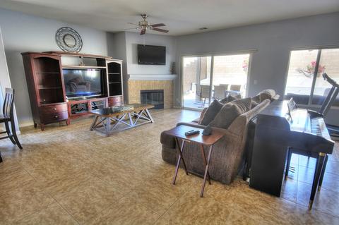 83076 Singing Hills Dr, Indio, CA 92203 photo 5