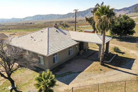 8935 Bluff St, Banning, CA 92220 photo 2