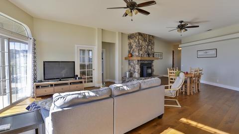 8935 Bluff St, Banning, CA 92220 photo 3