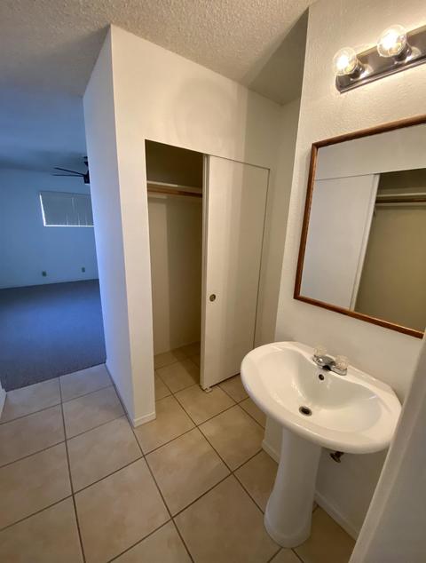 481 Downs Ct, Blythe, CA 92225 photo 3