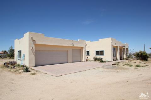 57924 Sunny Sands Dr, Yucca Valley, CA 92284 photo 4