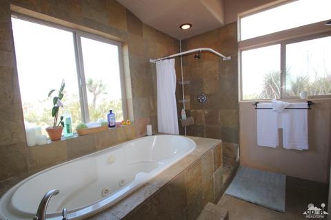 57924 Sunny Sands Dr, Yucca Valley, CA 92284 photo 7