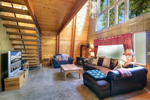 933 Nana Ave, Big Bear City, CA 92314 photo 8
