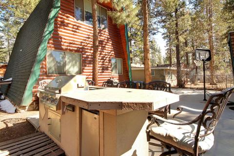 933 Nana Ave, Big Bear City, CA 92314 photo 30