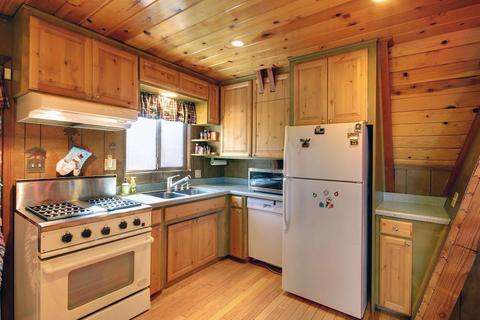 933 Nana Ave, Big Bear City, CA 92314 photo 12