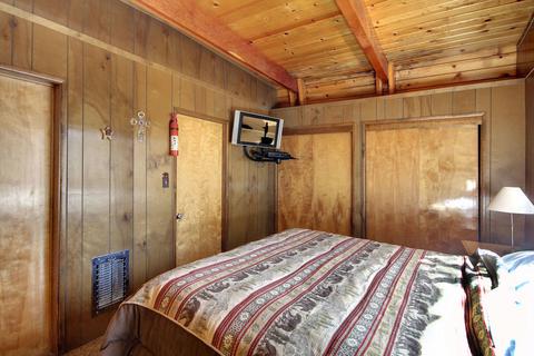 933 Nana Ave, Big Bear City, CA 92314 photo 19