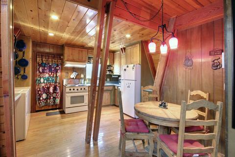 933 Nana Ave, Big Bear City, CA 92314 photo 10