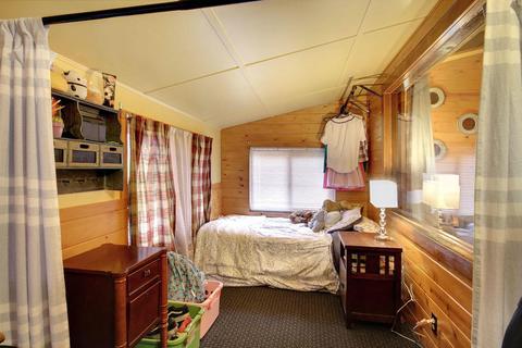 912 Wendy Ave, Big Bear City, CA 92314 photo 26