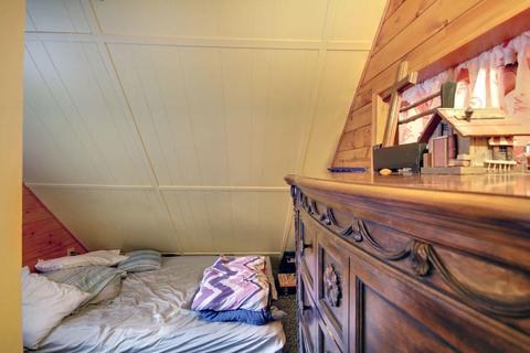 912 Wendy Ave, Big Bear City, CA 92314 photo 20