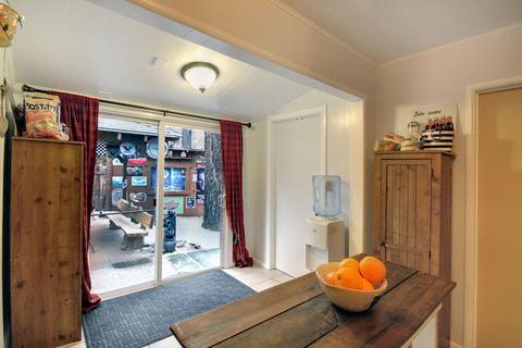 912 Wendy Ave, Big Bear City, CA 92314 photo 11