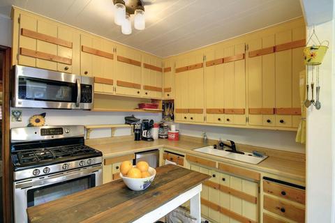912 Wendy Ave, Big Bear City, CA 92314 photo 10