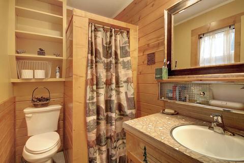 912 Wendy Ave, Big Bear City, CA 92314 photo 19